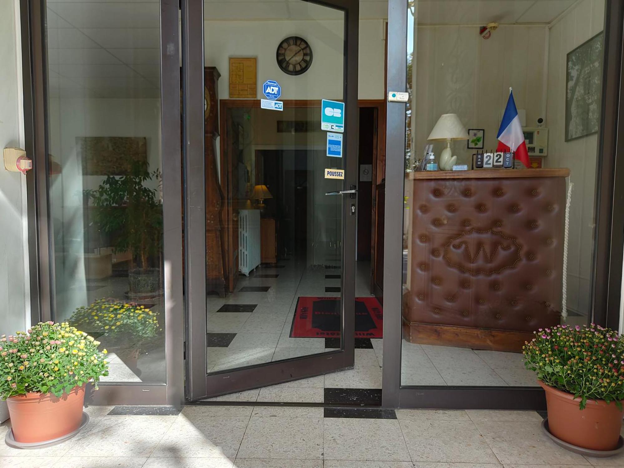 Will'S Hotel Narbonne Exterior photo